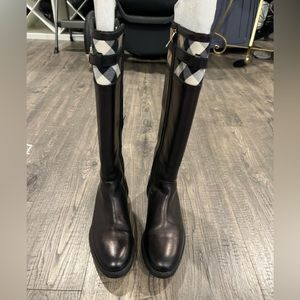 Burberry Haymarket Brown Leather Boots 👢